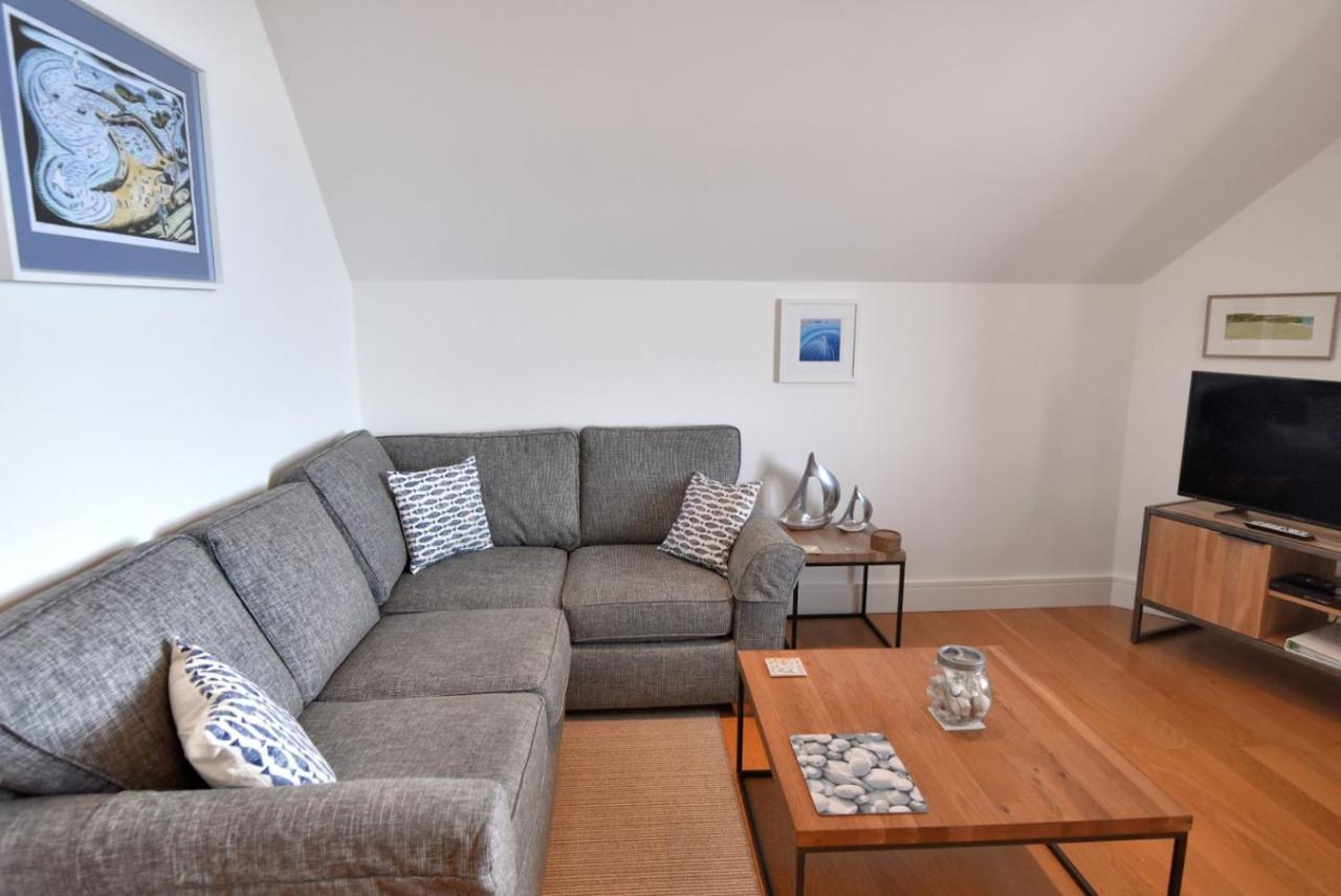 5 Coram Tower Apartment Lyme Regis Exterior photo